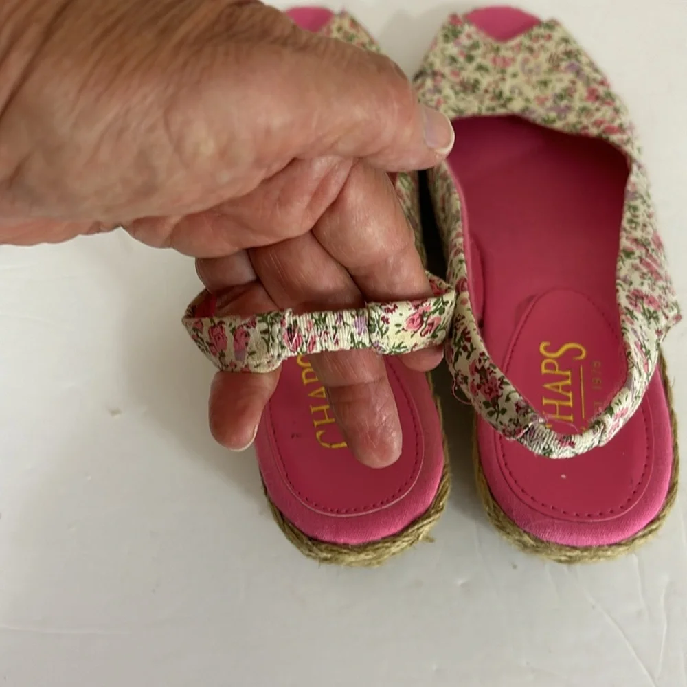Chaps Pink Floral  Fabric Corala Peep Toe Espadrille Wedge Sandals Size 9B